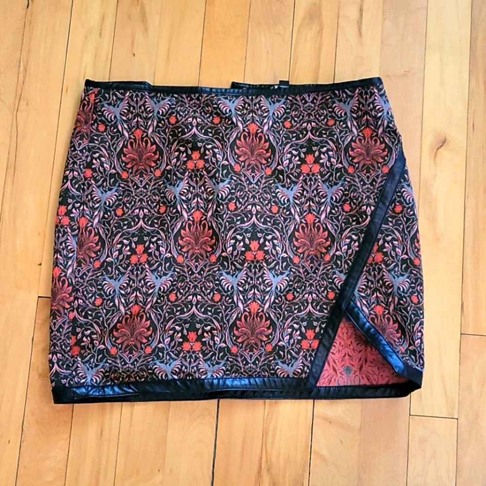 Cute mini skirt